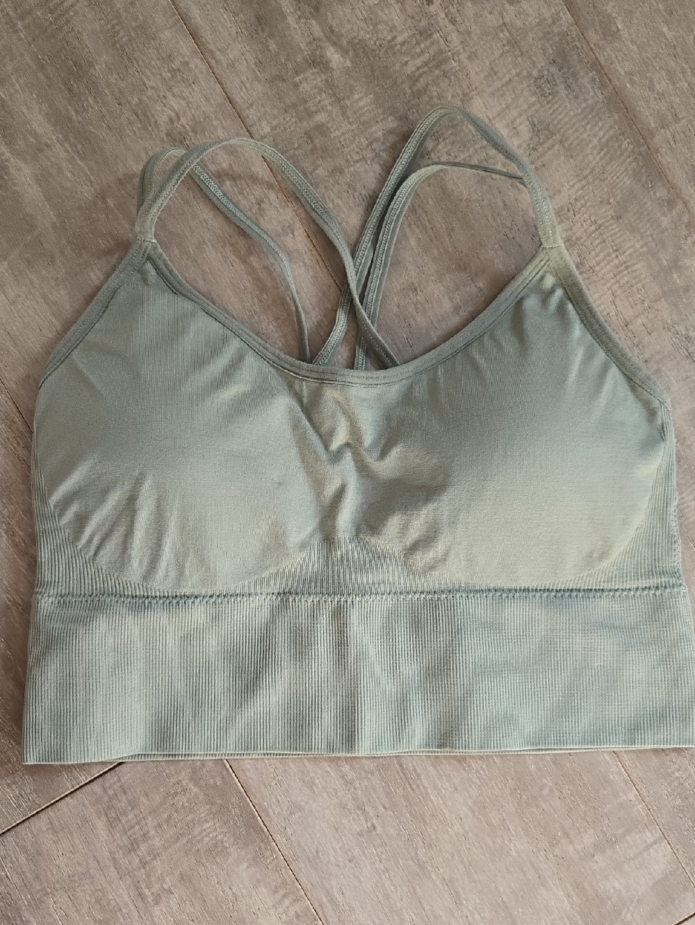 Set Of 4 Criss Cross Sports Bras - Picture 7 of 10